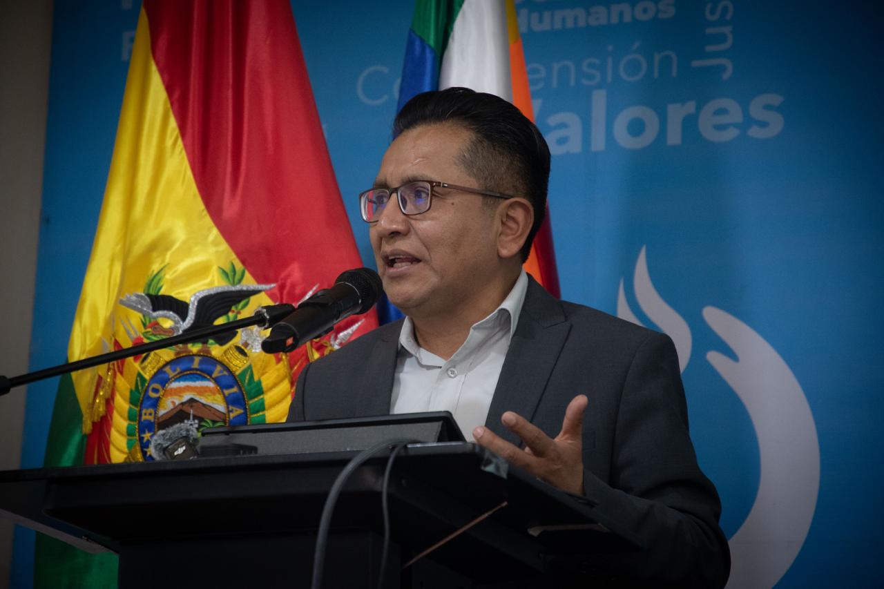 PRO CALLISAYA DEFENSOR