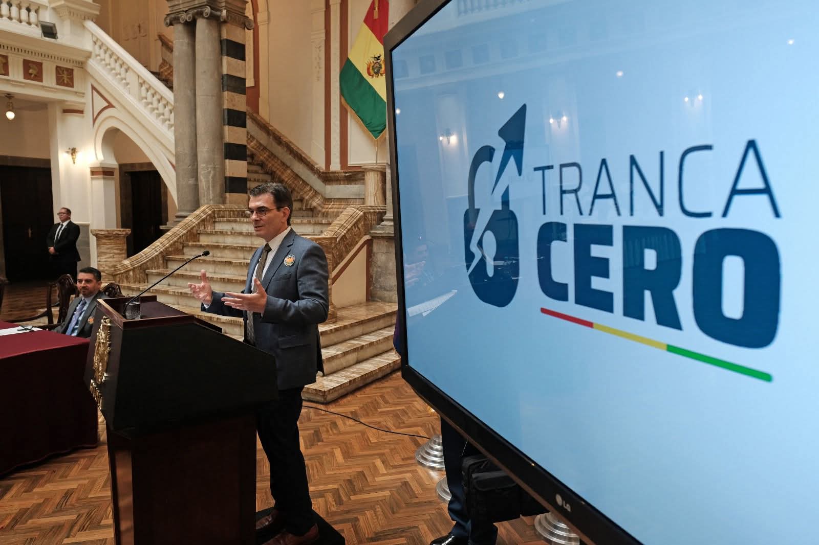 El Gobierno reorganiza el Estado para agilizar trámites para atender la población y fortalecer la coordinación con las regiones