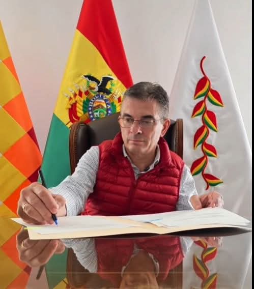 Rodrigo Paz promulga ley para beneficiar a 17.500 familias rurales con el programa “Agrosustentar”
