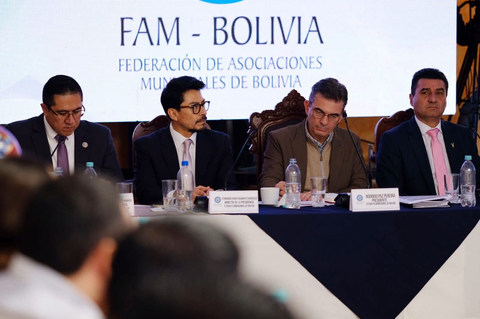 Presidente Paz y municipios acuerdan avanzar en la construcción de la Agenda 50/50