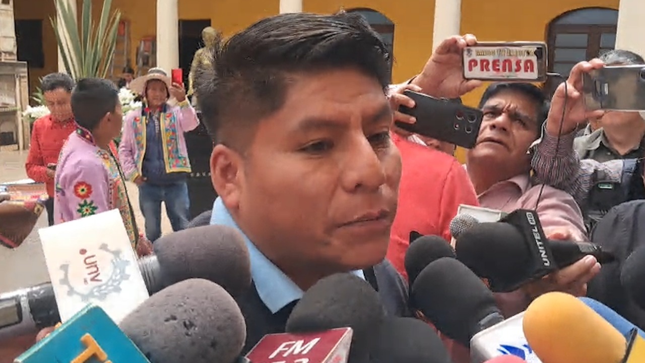 LEONARDO LOZA CALIFICA DE INCOSTITUCIONAL AMPLIACIÓN DEL ESTADO DE EXCEPCIÓN EN BOLIVIA