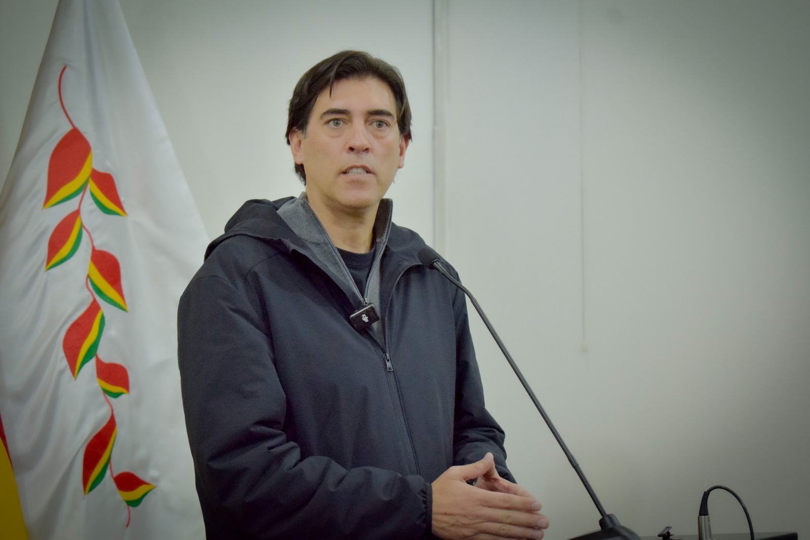 Ministro Zamora propone a los transportistas acelerar la conversión a GNV, avanzan las mesas técnicas
