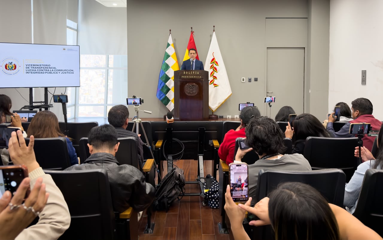 Condenan a 8 años de cárcel a exgerente de ENTEL por “gastos suntuosos”