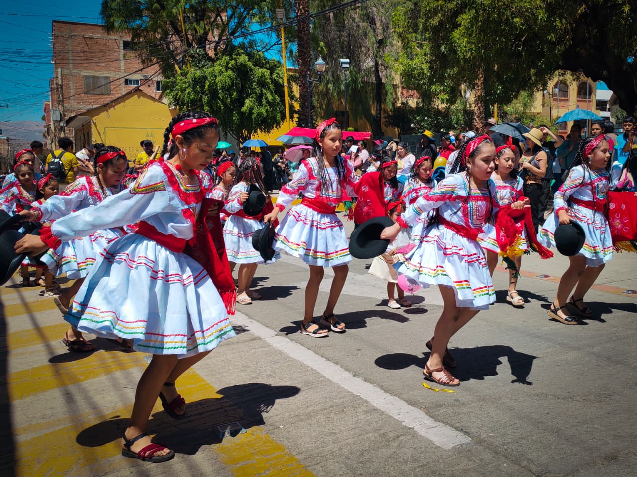 Colcapirhua vive la Entrada Infantil de San Lorencito como antesala a sus festejos patronales