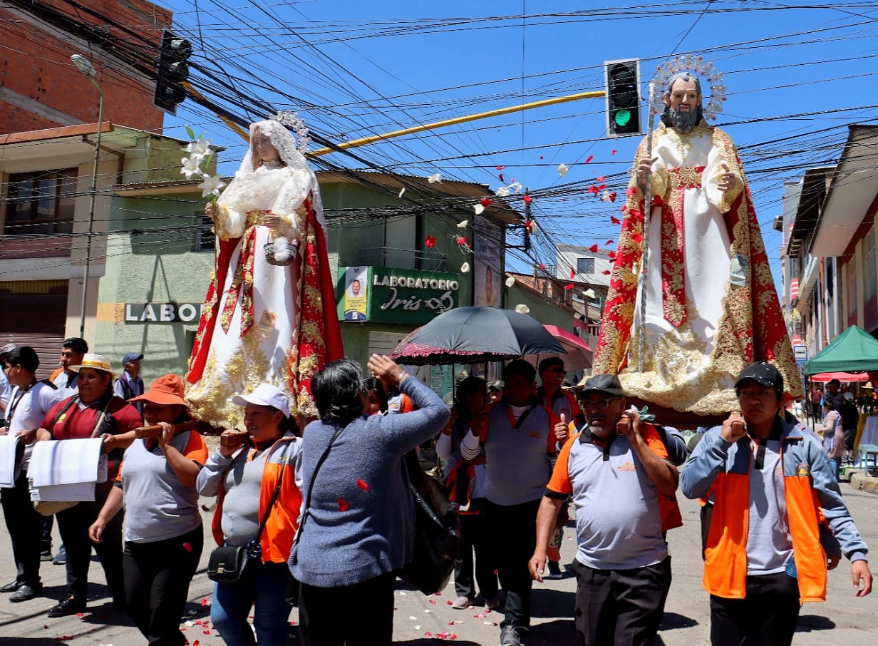 Sacaba vive una jornada de fe y tradición con el Encuentro de Imágenes Patronales y “Amparito 2026”