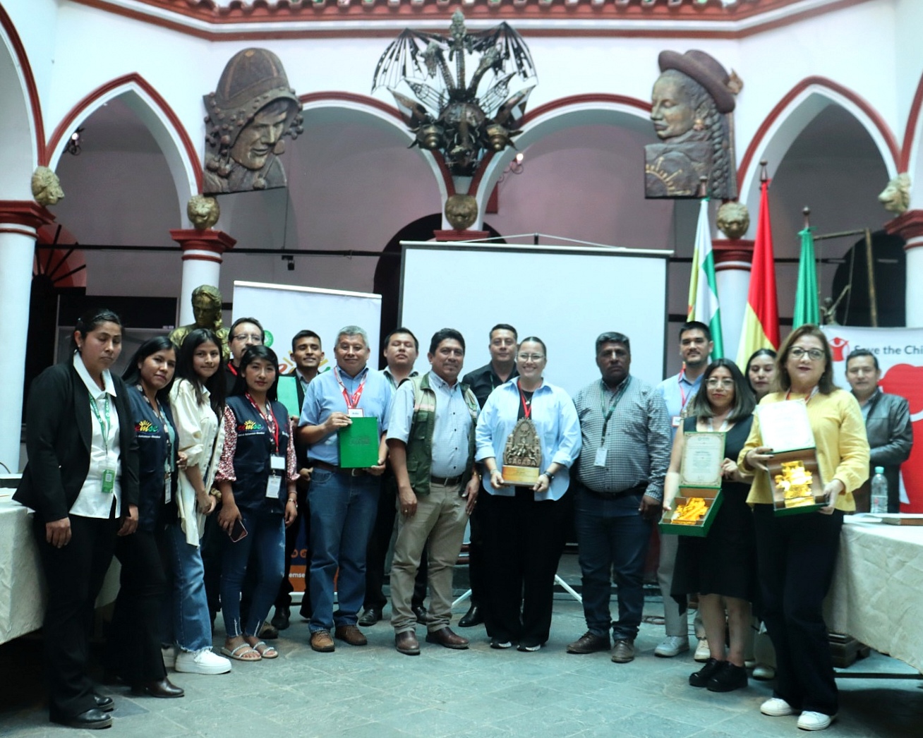 Save the Children visita Sacaba y destaca avances en oportunidades laborales para jóvenes  RIONY VILLARROEL, ALCALDE DE SACABA